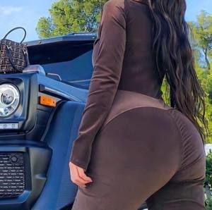 Meet your Posher, Benella